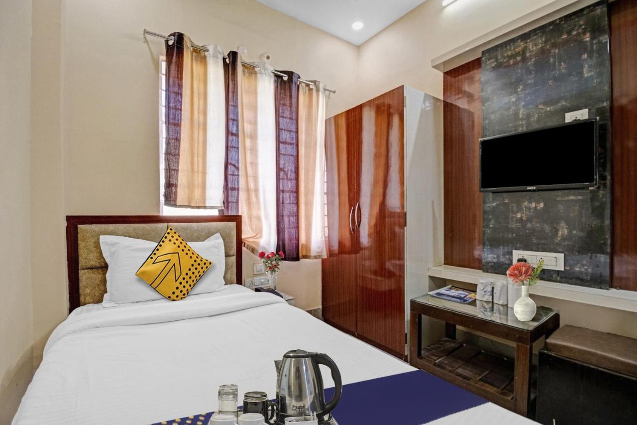 Spot On Hotel Stay In Koch Bihar Экстерьер фото