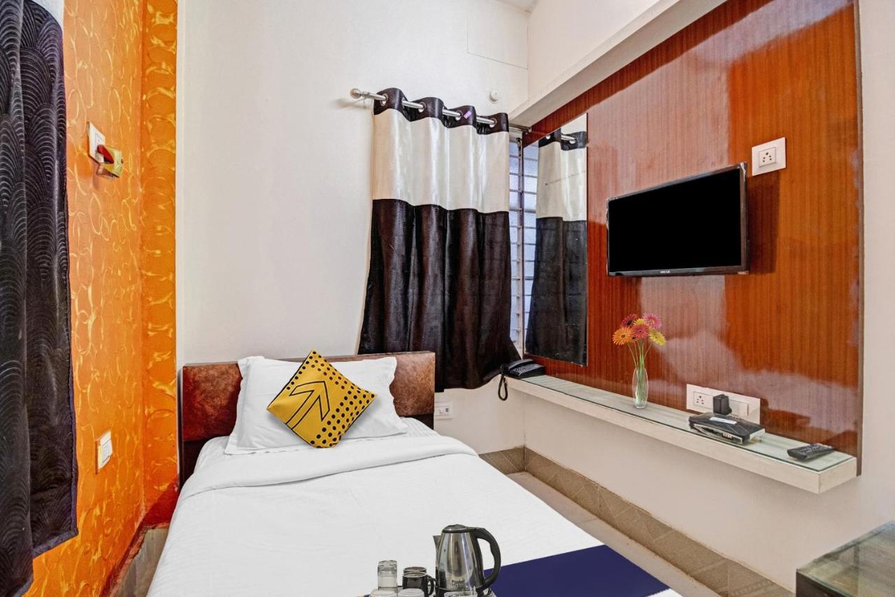 Spot On Hotel Stay In Koch Bihar Экстерьер фото