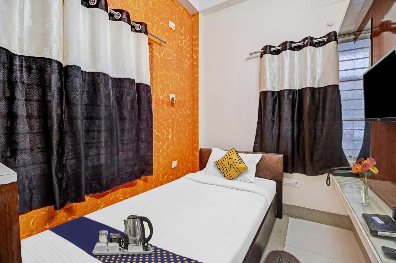 Spot On Hotel Stay In Koch Bihar Экстерьер фото